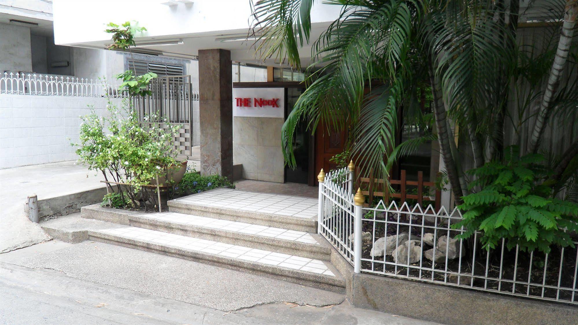 The Nook Pratunam Bangkok Exterior foto